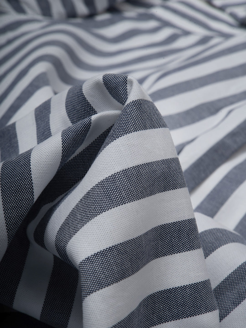 Western Bold White and Dark Grey Striped Oxford Button Down Full sleeve Shirt